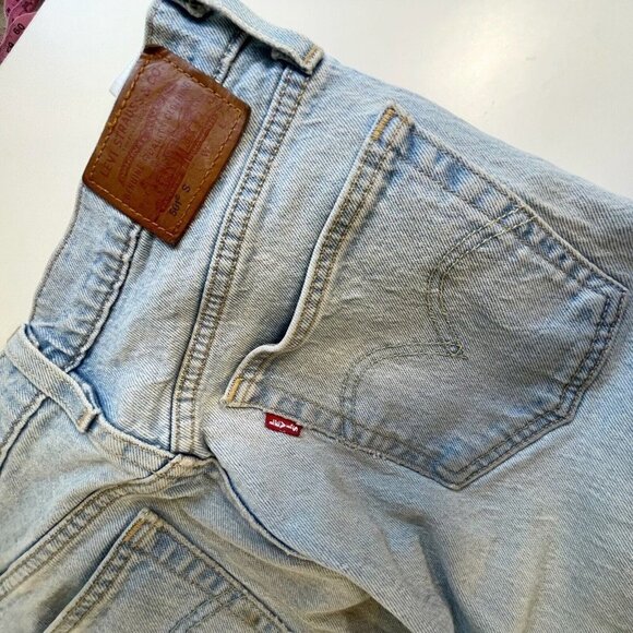 Levi's 501 Women Distressed Button Fly Skinny Jeans Blue 27 High Rise Light Wash - Picture 10 of 12